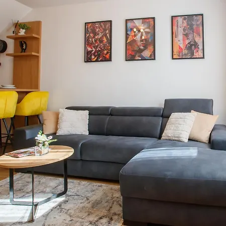 Royal Crown Subotica