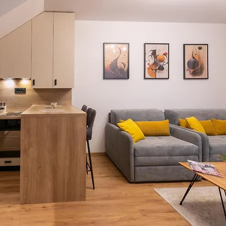 アパート Royal Crown *