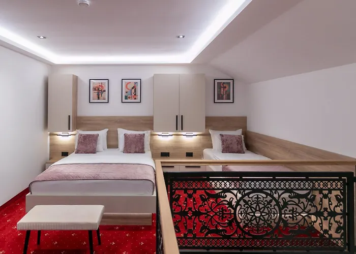 Royal Crown * Subotica